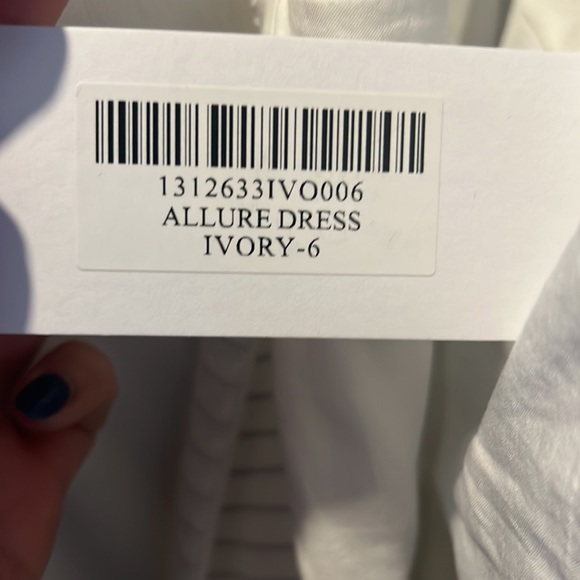 Allure Ivory Reformation dress - brand new - Picture 7 of 8